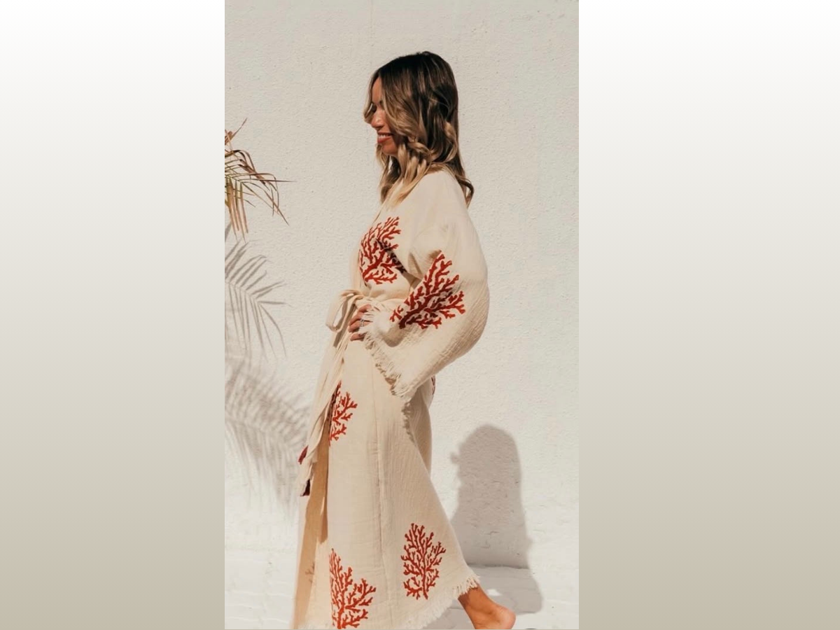 AMCA STUDIOS - CORALLIUM RED KAFTAN LONG